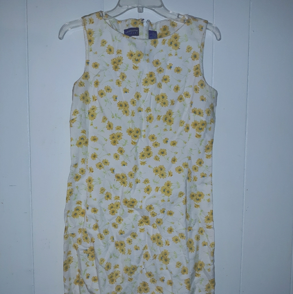 Liz Claiborne White dress with yellow sunflowers